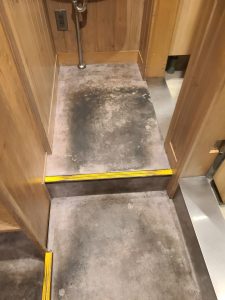 居酒屋店舗床、厨房クリーニング6
