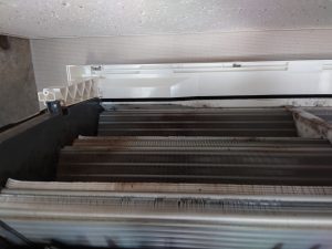 東京都世田谷区　お掃除機能付きエアコンクリーニング4