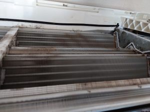 東京都世田谷区　お掃除機能付きエアコンクリーニング5