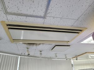 川崎市宮前区　エアコン分解内部洗浄8